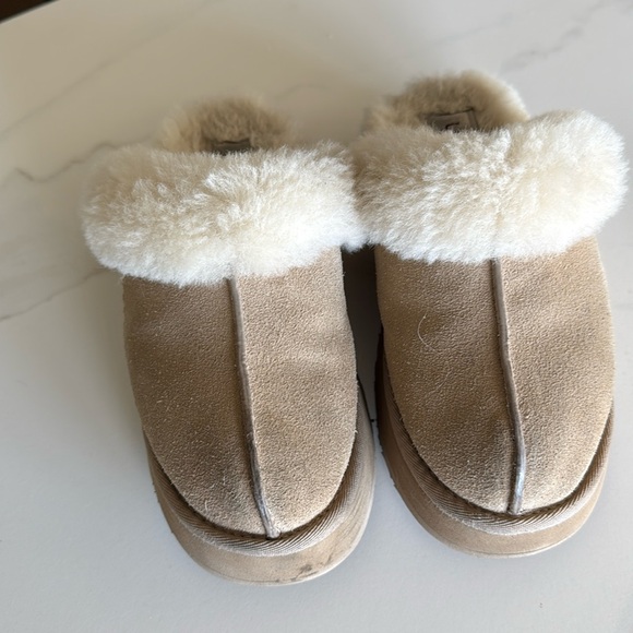 Ugg Disquette slipper, size 5 Women - Picture 1 of 9